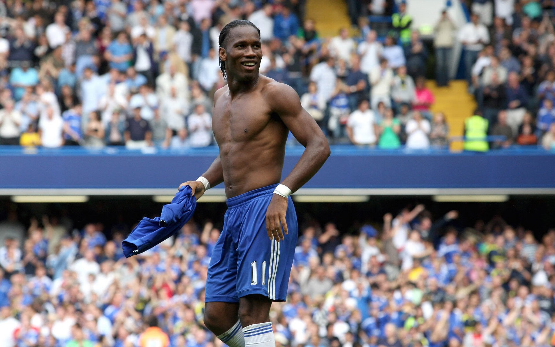 公牛末节带走爵士，浓眉点燃赛场，当坚韧遇见天赋的篮球美学